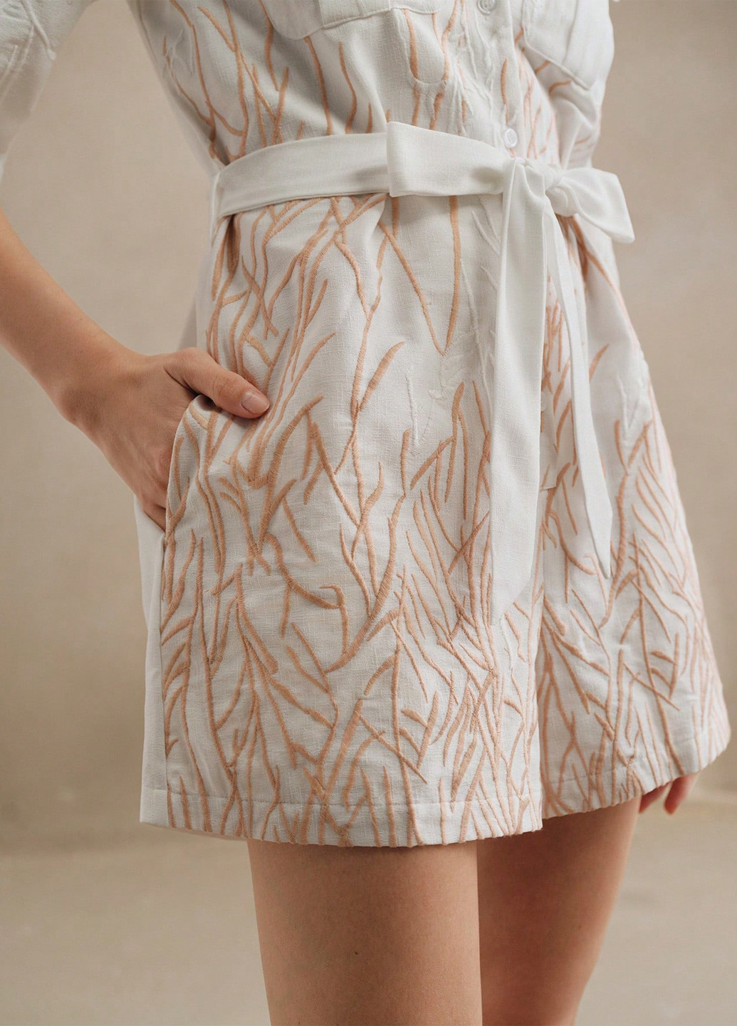 Комбінезон SHEIN комбінезон-шорти однотонний білий кежуал поліестер