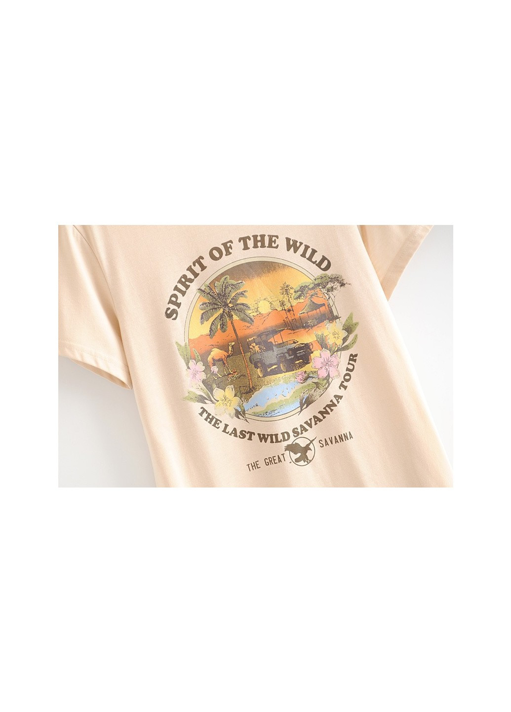Бежевая летняя футболка женская spirit of the wild Berni Fashion WF-6059