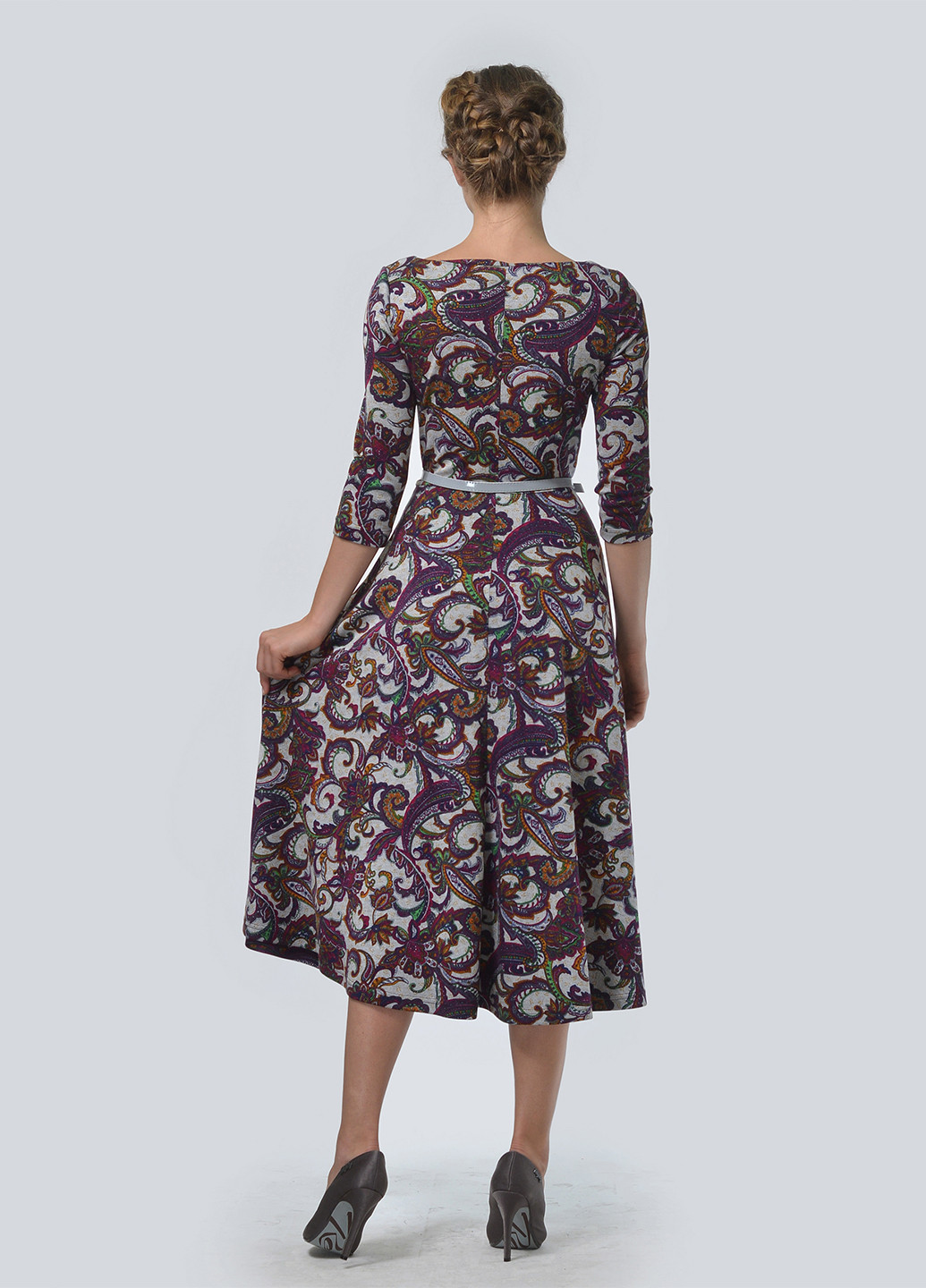 Фиолетовое кэжуал платье клеш Lila Kass с абстрактным узором