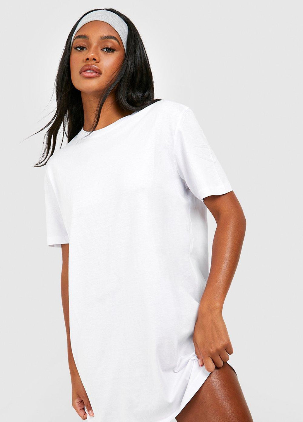 Белое кэжуал платье платье-футболка Boohoo однотонное