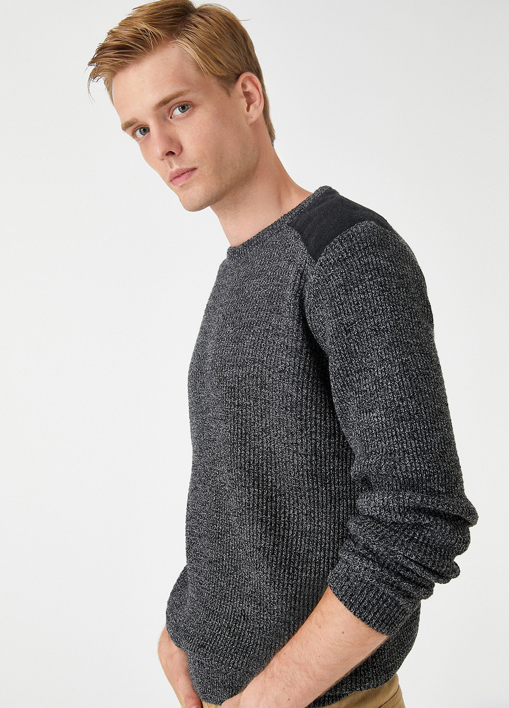 Темно-серый зимний свитер джемпер KOTON