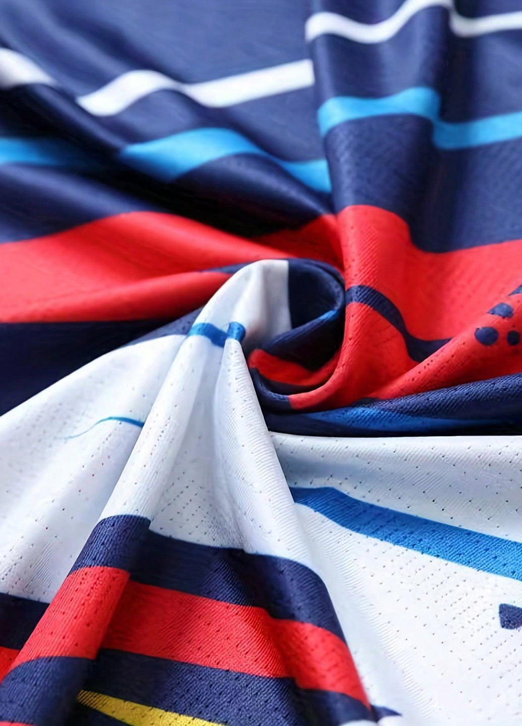 Синя футболка SHEIN