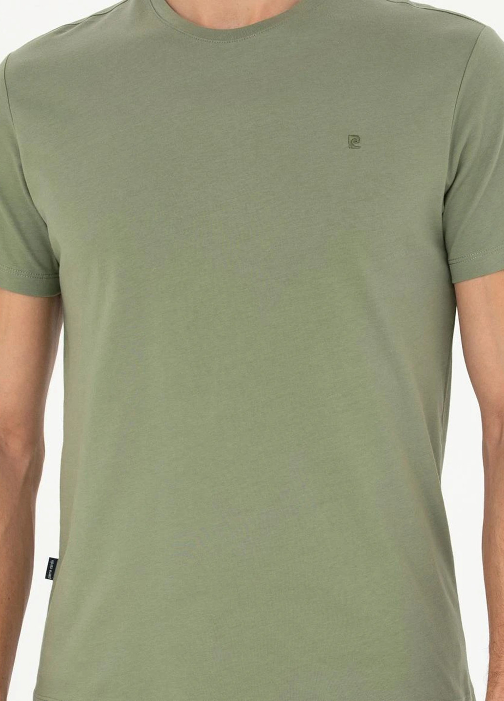Хаки (оливковая) футболка Pierre Cardin