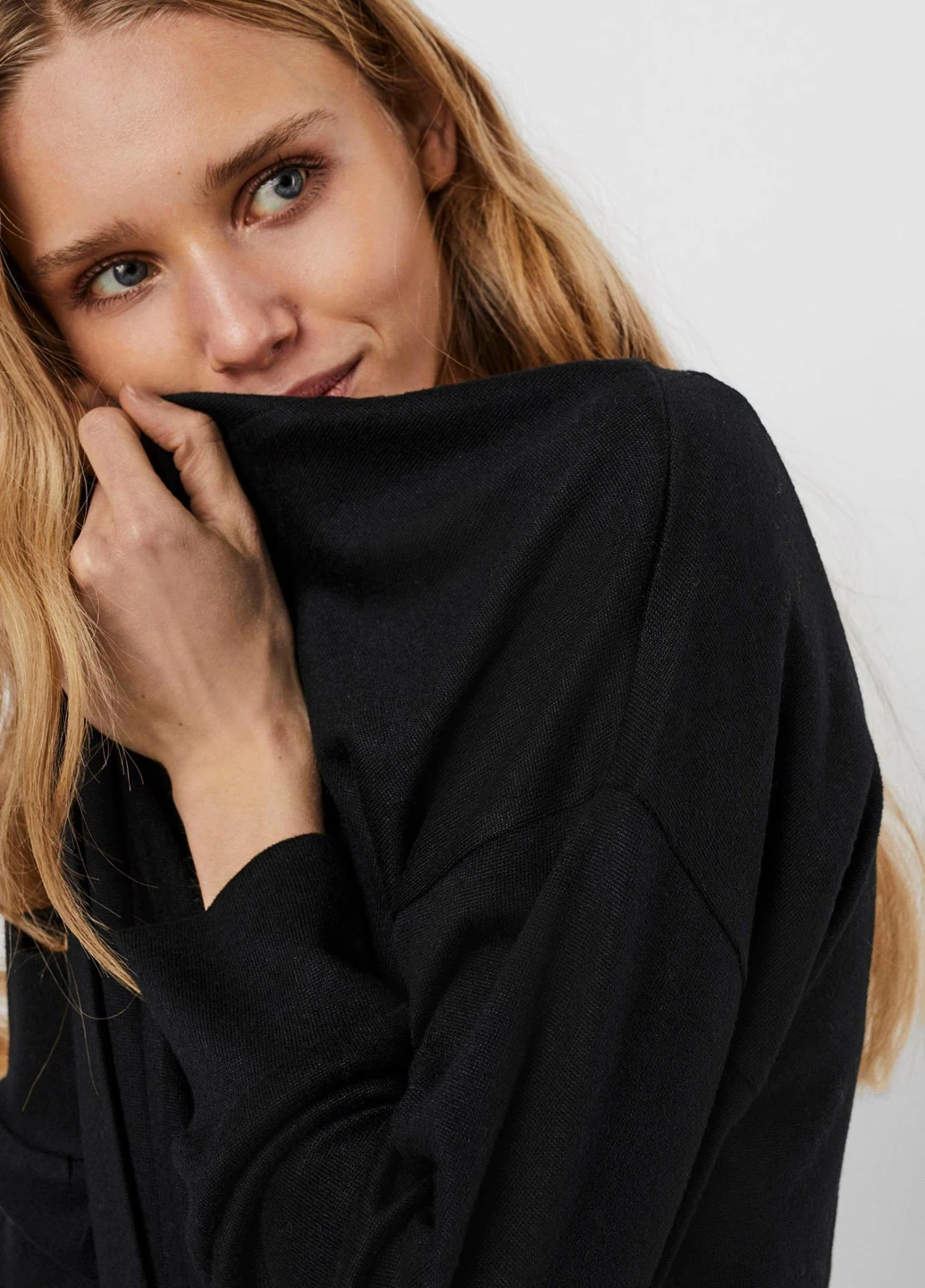 Черный демисезонный кардиган Vero Moda