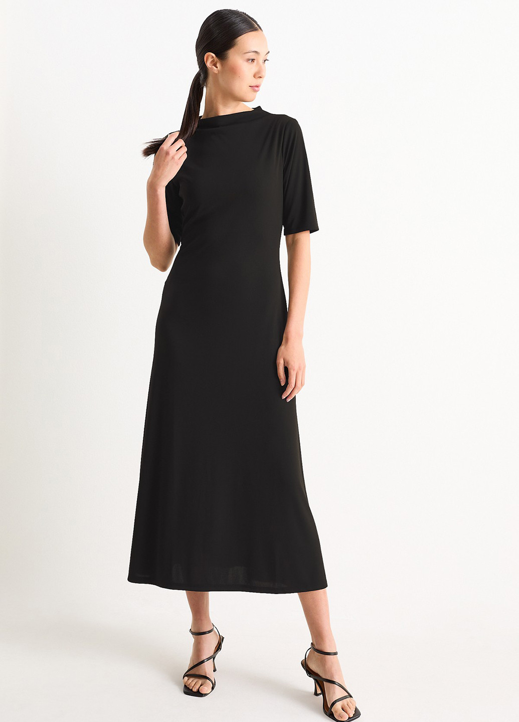 Черное кэжуал платье C&A однотонное