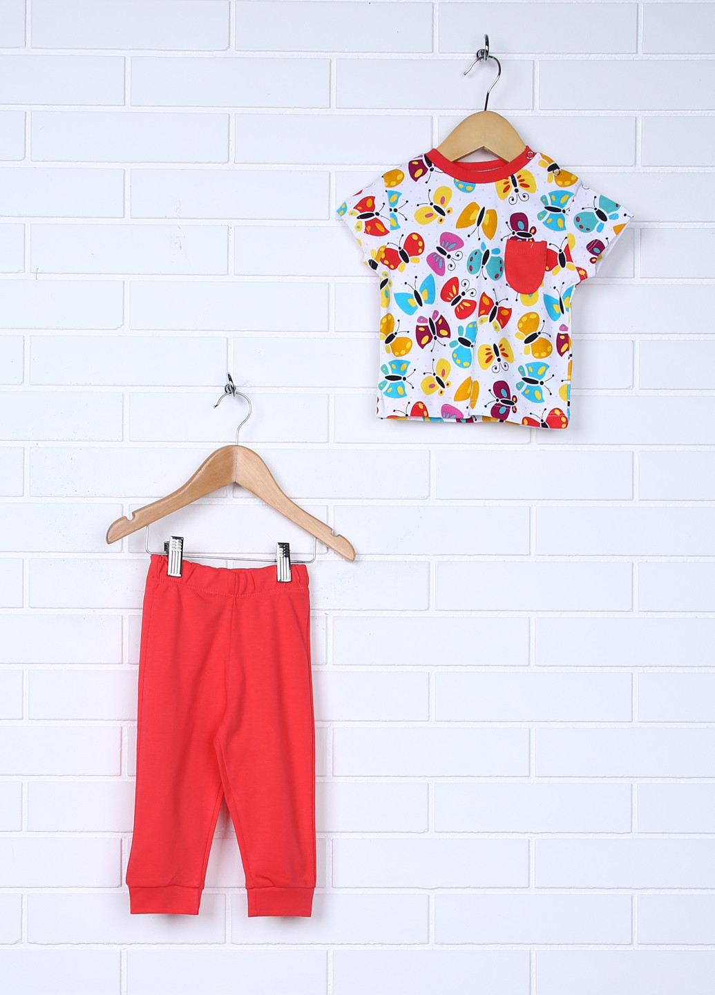 Красный летний комплект (футболка, брюки) Cigit