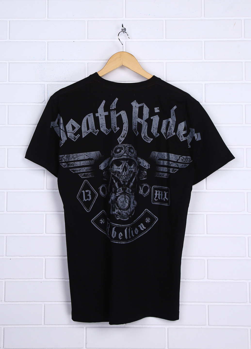 Черная футболка Dobermans Aggressive