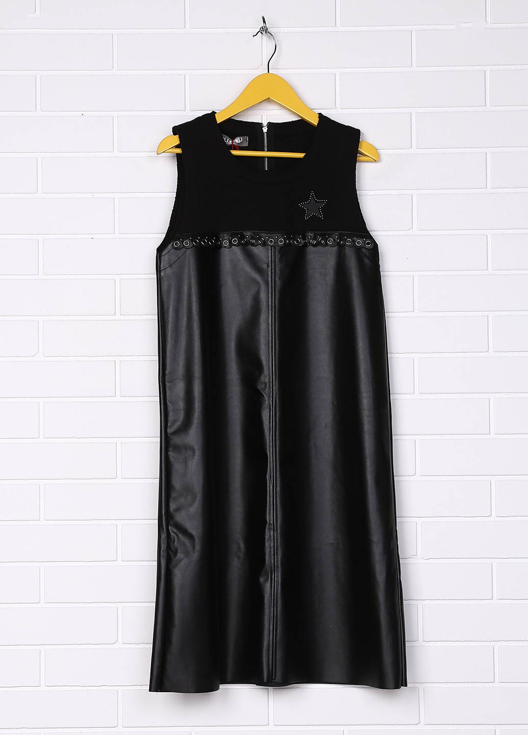 Черное кэжуал платье короткое Alligalli с рисунком