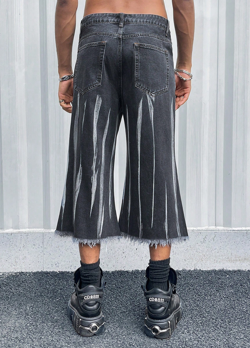 Темно-серые летние прямые, укороченные джинсы SHEIN