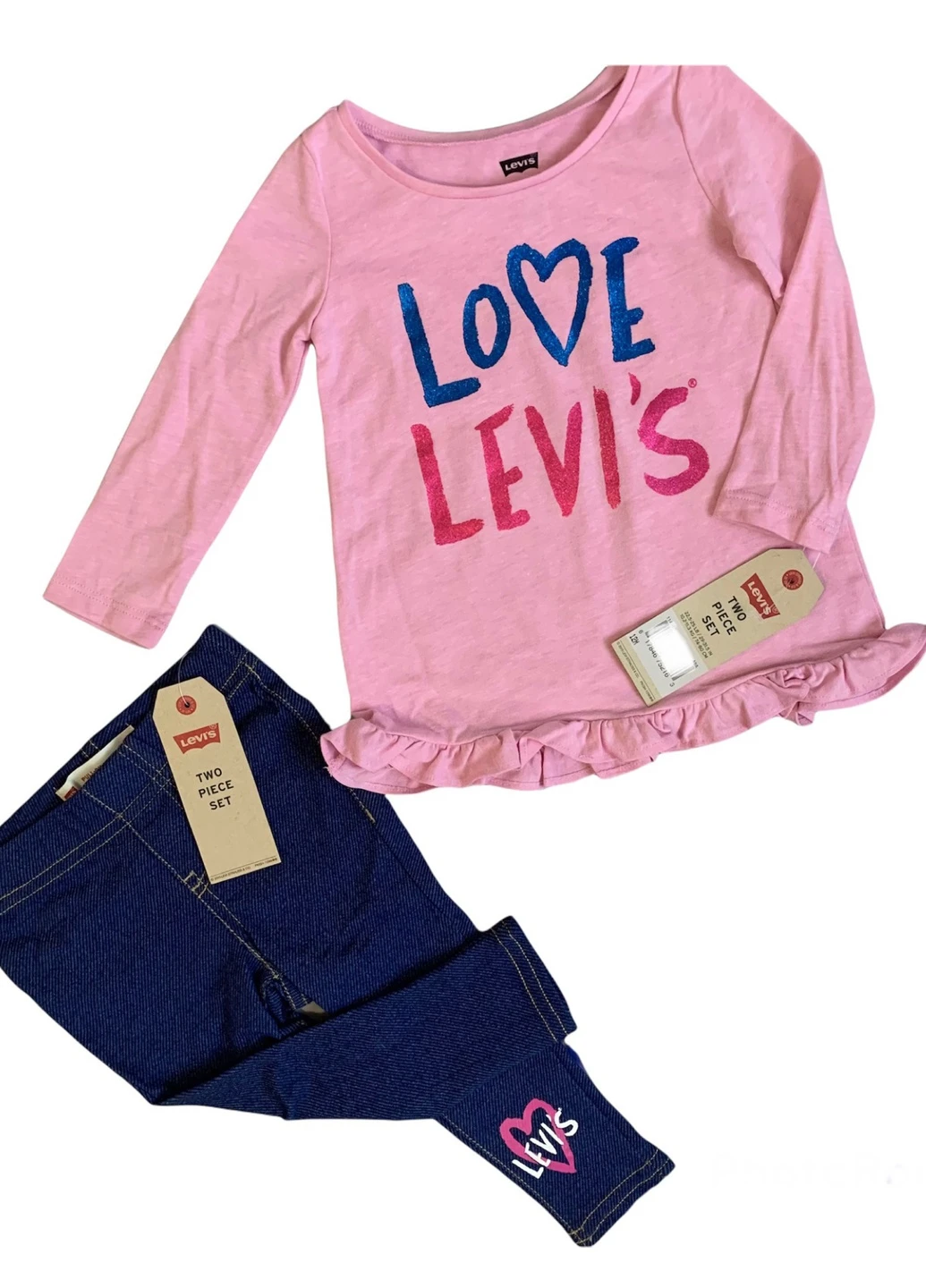 Рожевий костюм Levi's