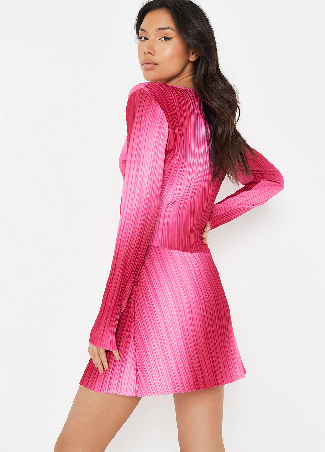 Розовая кэжуал градиентной расцветки юбка Missguided плиссе