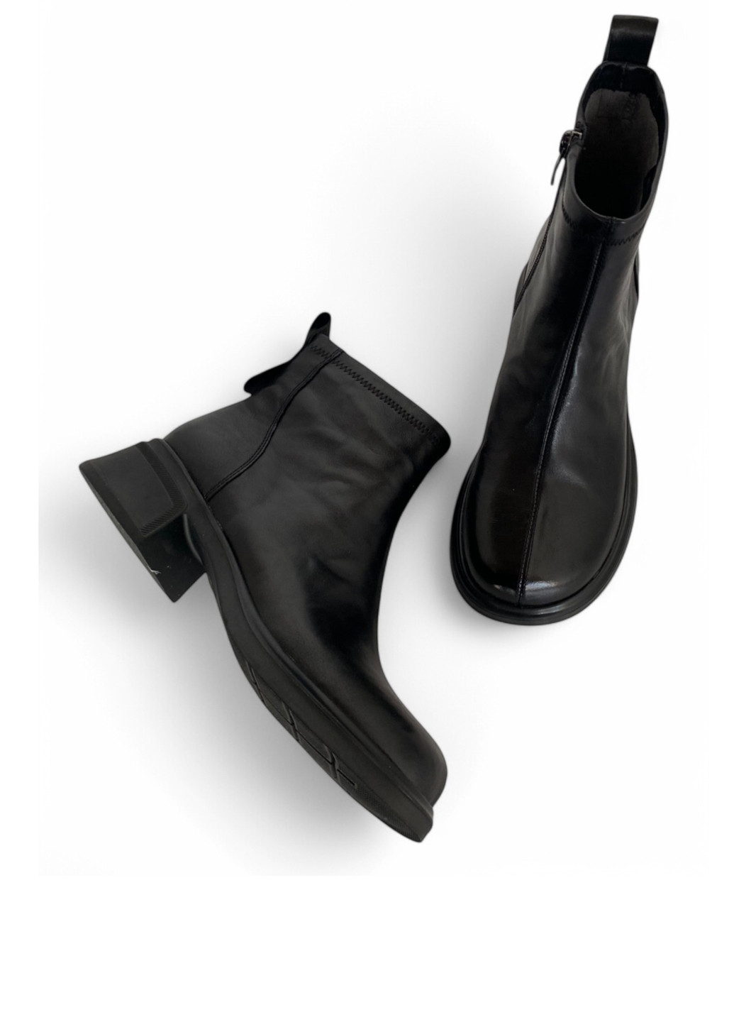 Осенние ботинки Meego без декора