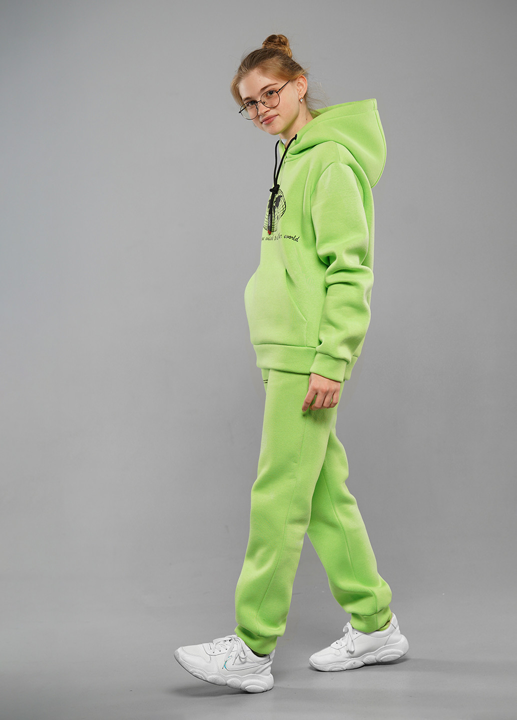 Зелений зимній зелений модний зимовий спортивний костюм з написами брючний Sinthia