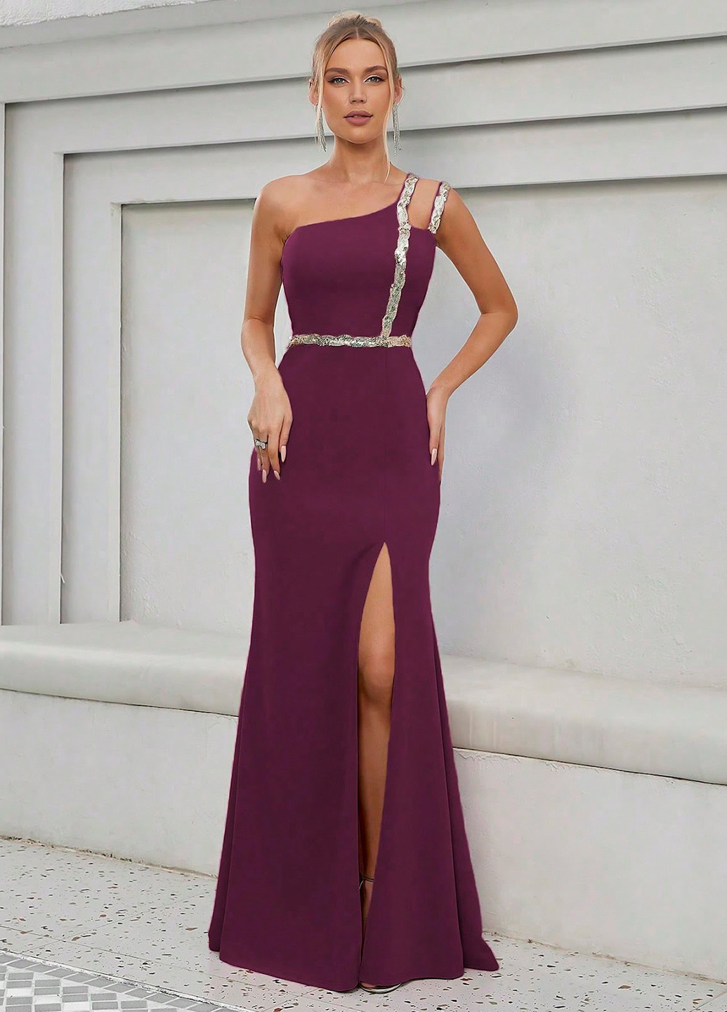 Фиолетовое вечернее платье на одно плечо SHEIN однотонное