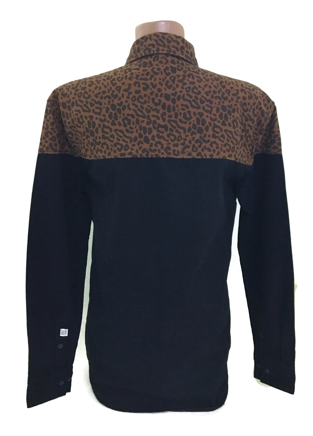 Черная джинсовая рубашка леопардовый H&M с длинным рукавом