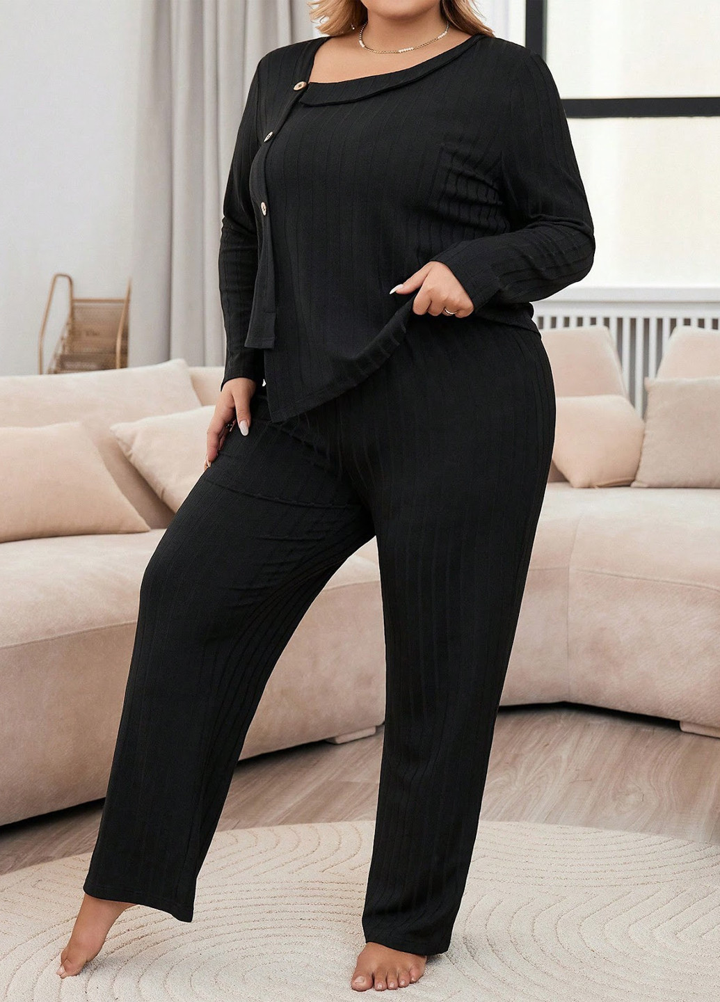 Чорна всесезон піжама (лонгслів, штани) лонгслів + брюки SHEIN