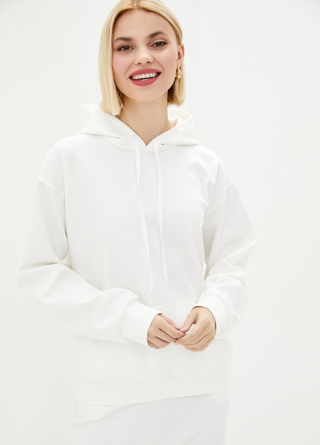 Молочная худи ZUBRYTSKAYA