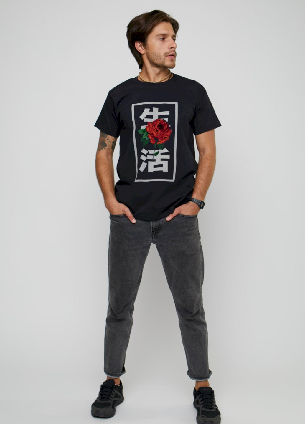 Чорна футболка чоловіча YAPPI