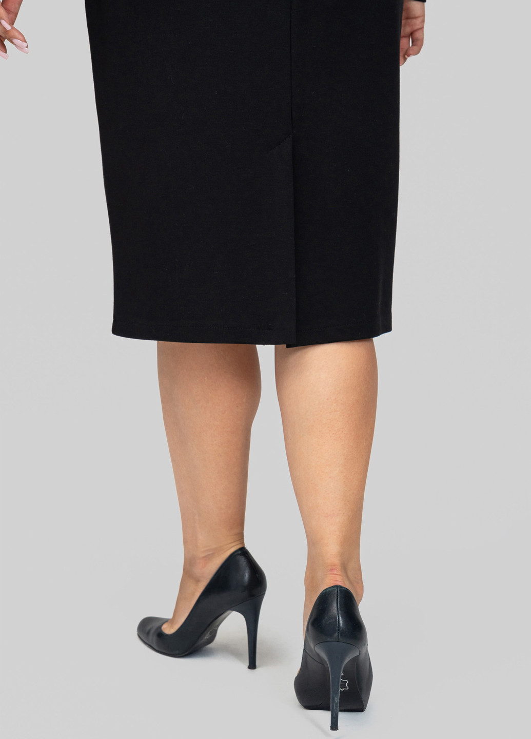 Черное кэжуал платье силуэтная A'll Posa однотонное