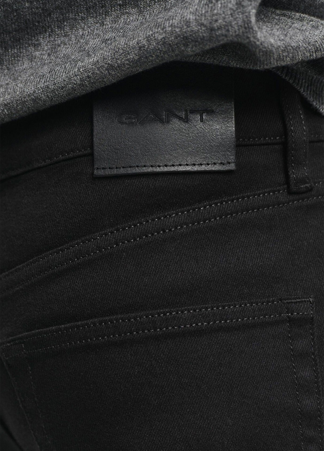 Черные демисезонные слим джинсы Gant