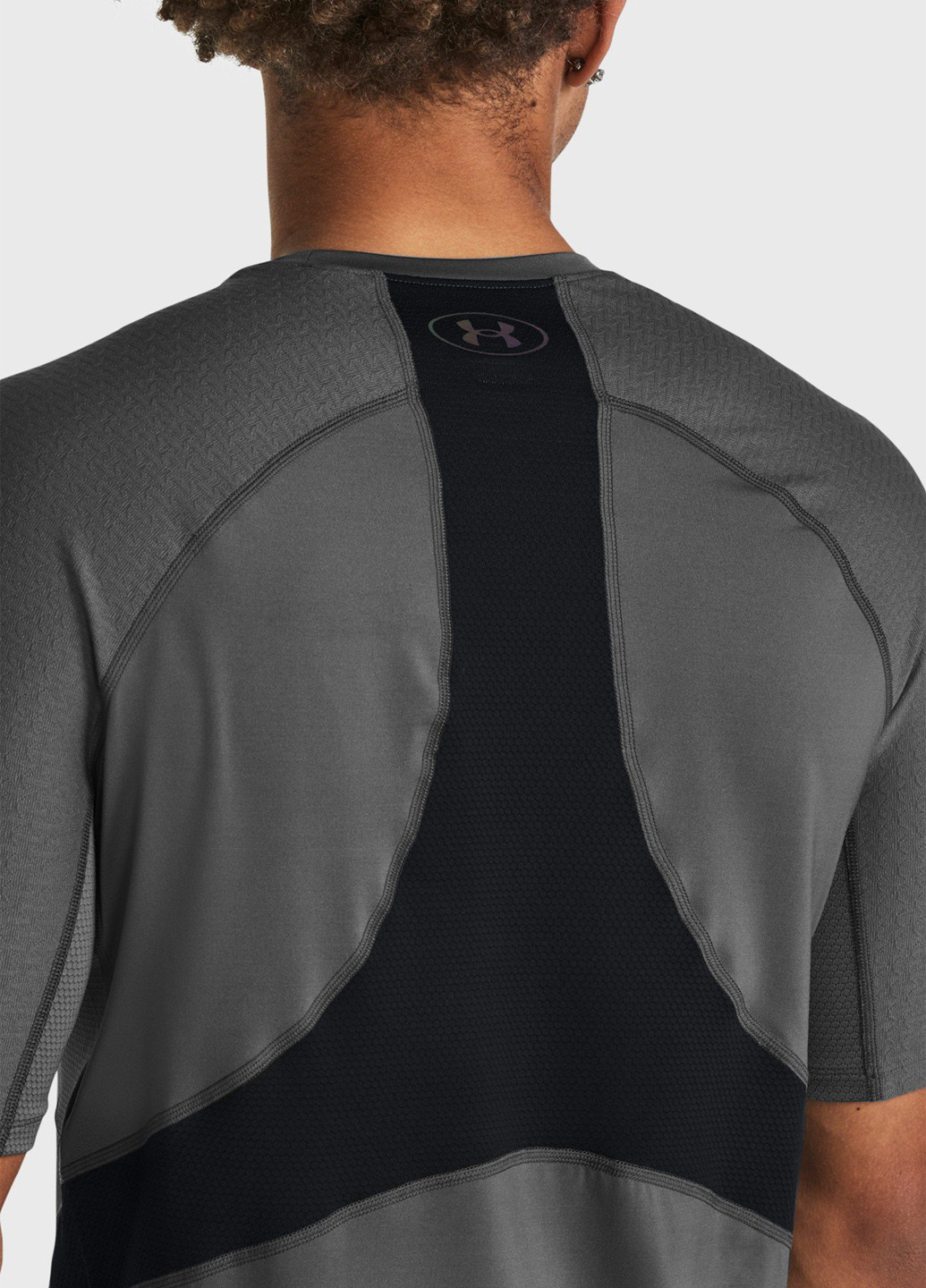 Футболка Under Armour (327382977)