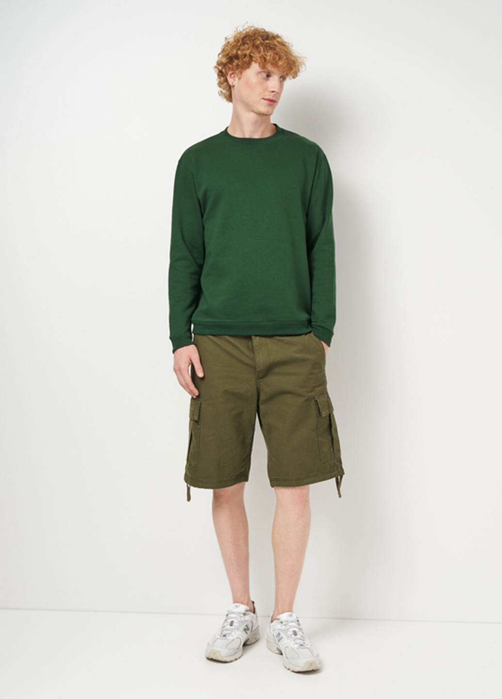 Темно-зеленый свитшот Sol's однотонный без декора (304674841)