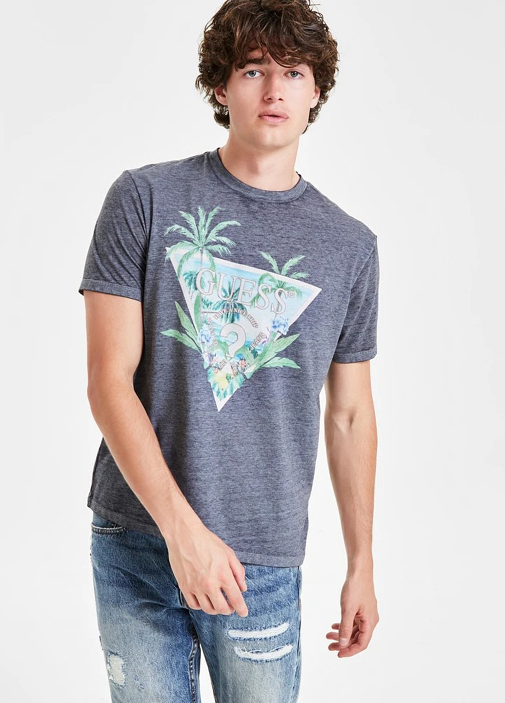 Сіра футболка Guess