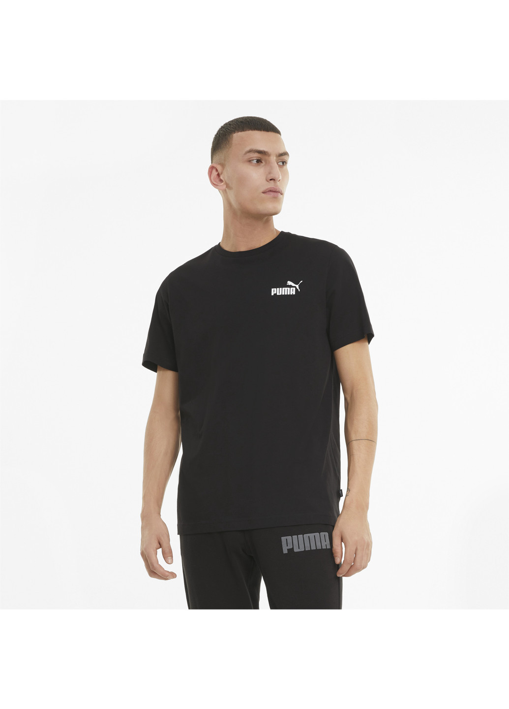 Чорна футболка essentials small logo men's tee Puma