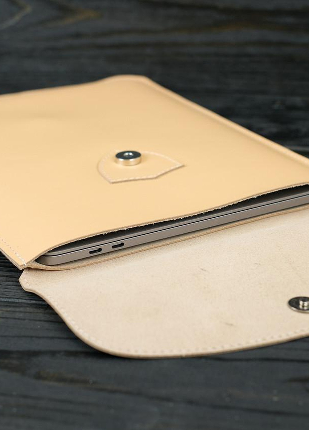 Кожаный чехол для MacBook Дизайн №36 Berty (253862602)