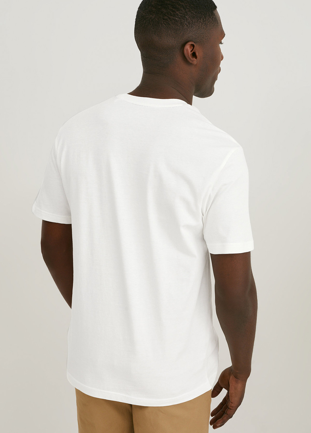 Белая футболка C&A