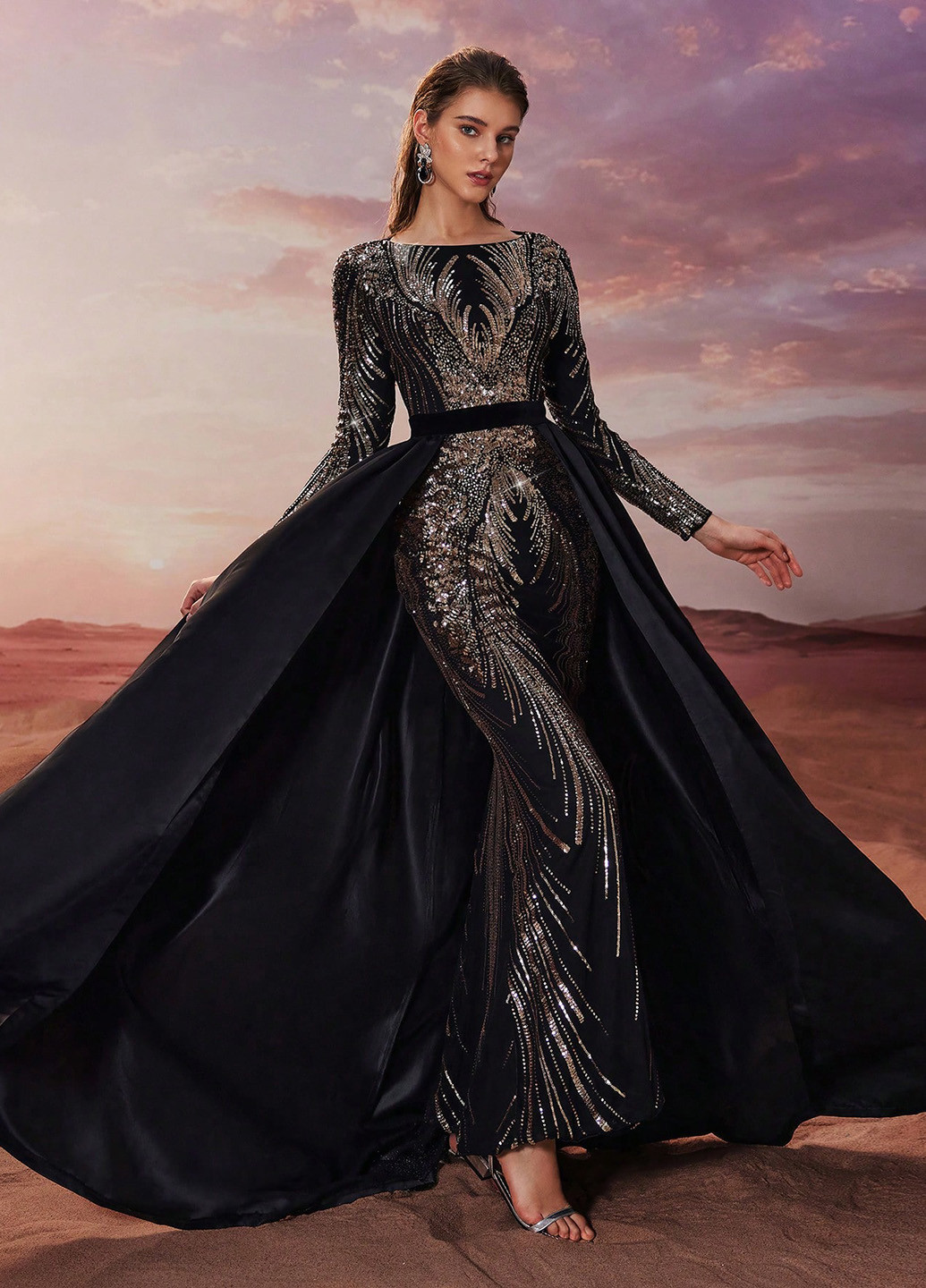 Черное вечернее платье клеш SHEIN однотонное