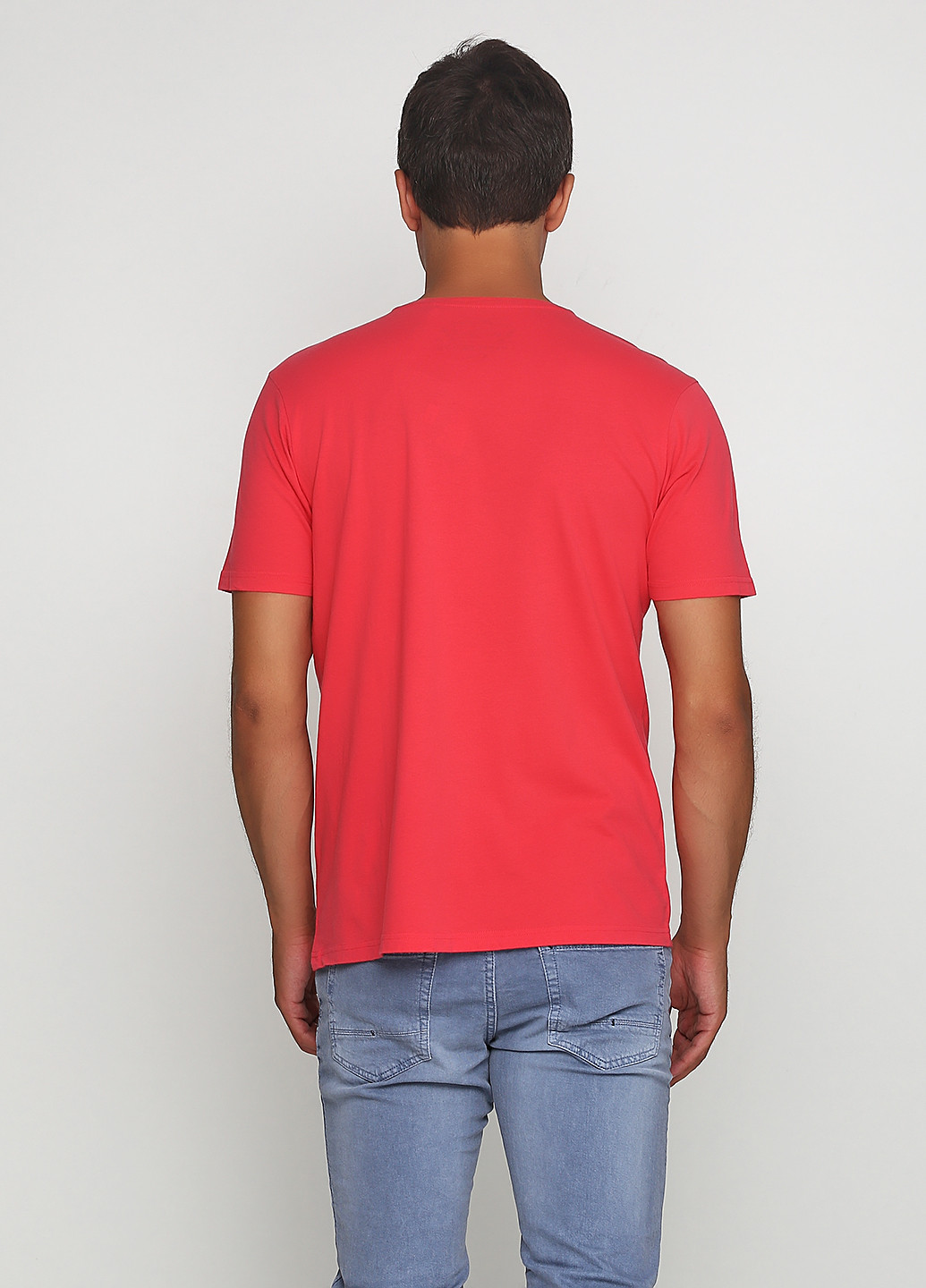 Красная футболка Fresh Brand
