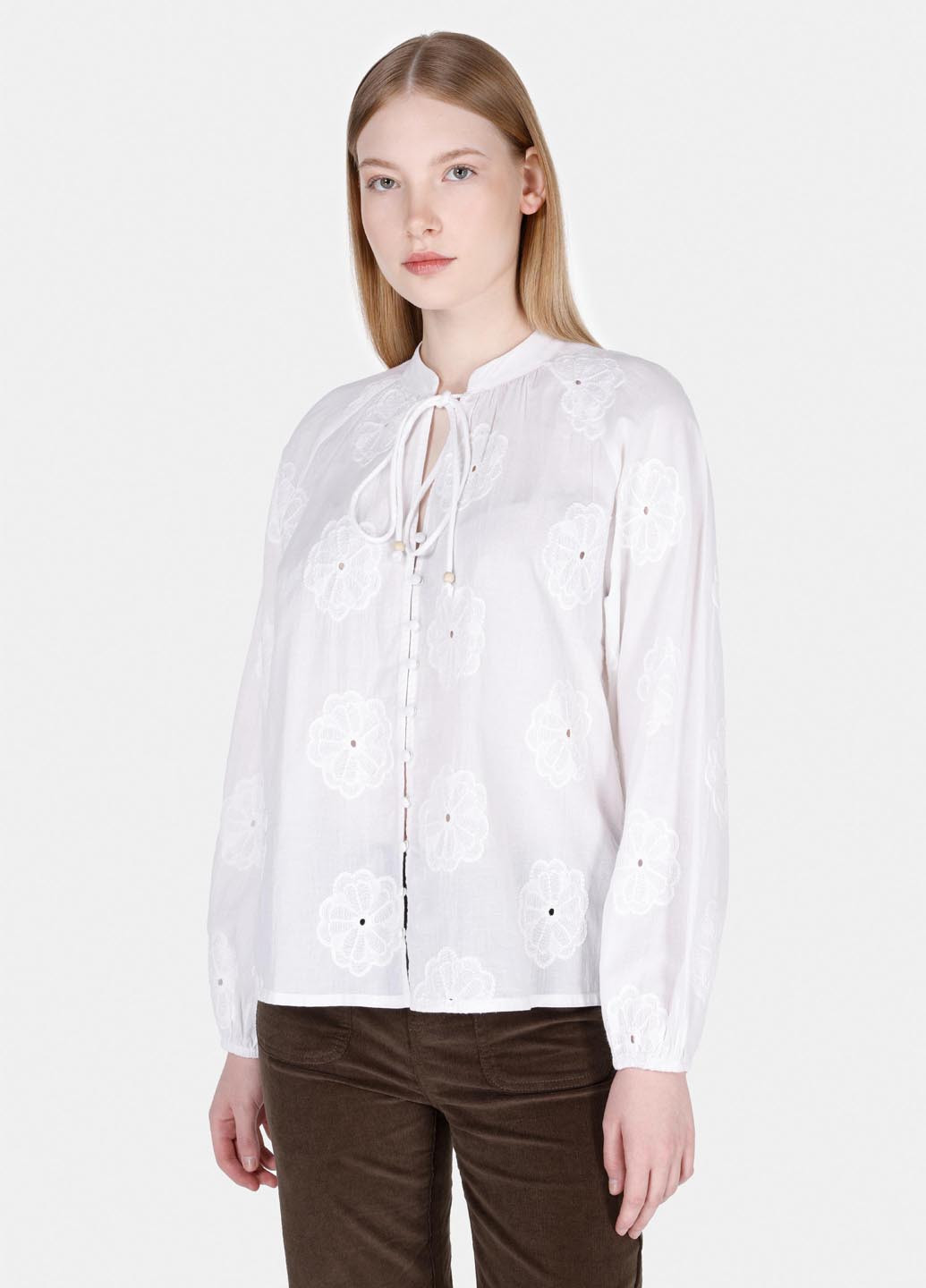 Біла блуза Colin's