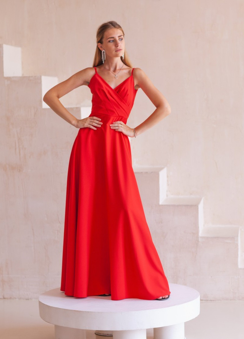 Красное вечернее платье а-силуэт, с юбкой-солнце, колокол, на запах Wayas однотонное