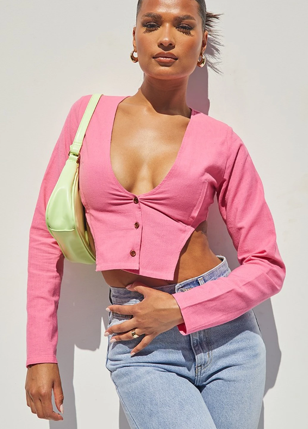 Розовая блуза PrettyLittleThing
