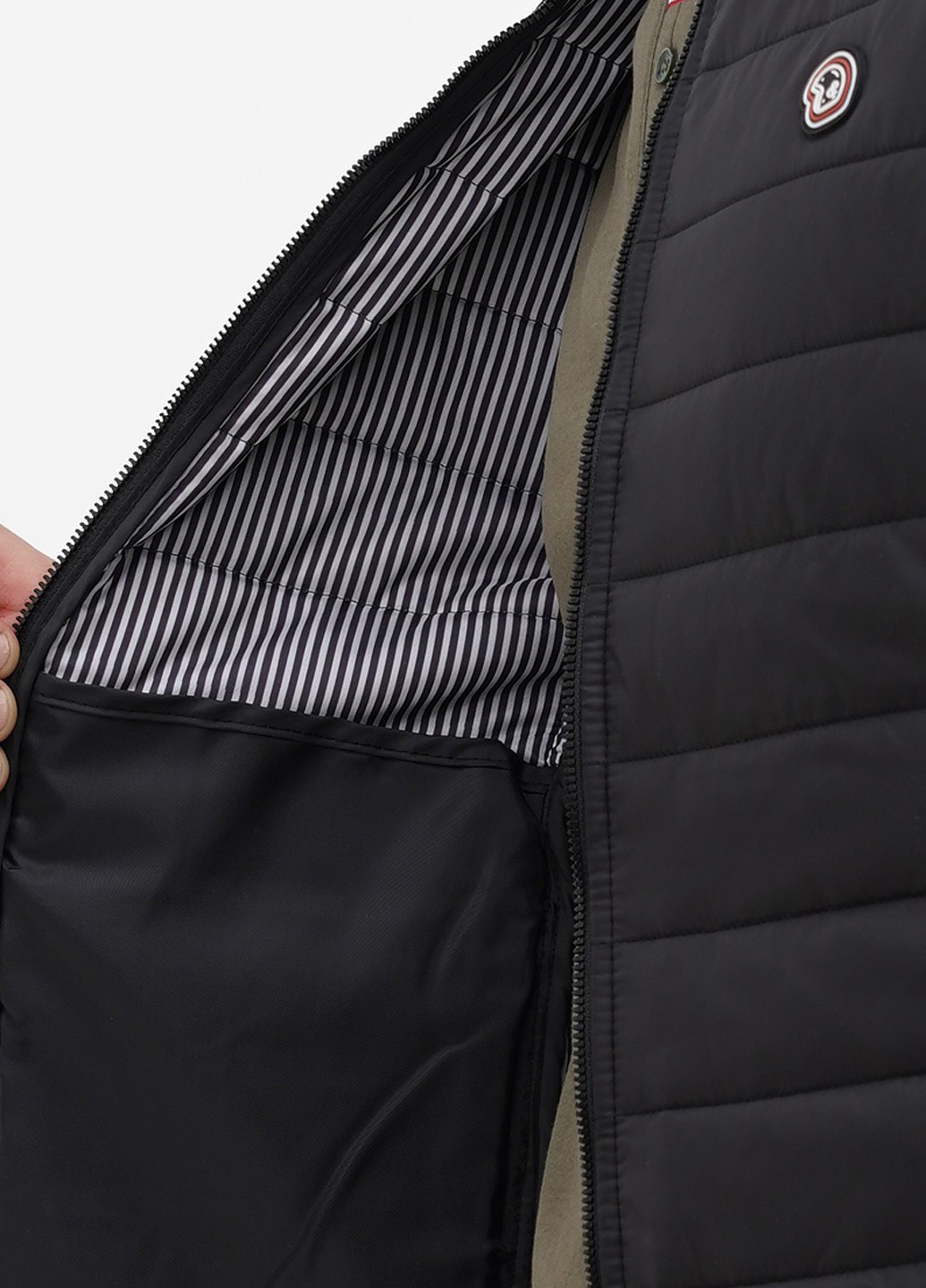 Чорна демісезонна куртка Benson & Cherry