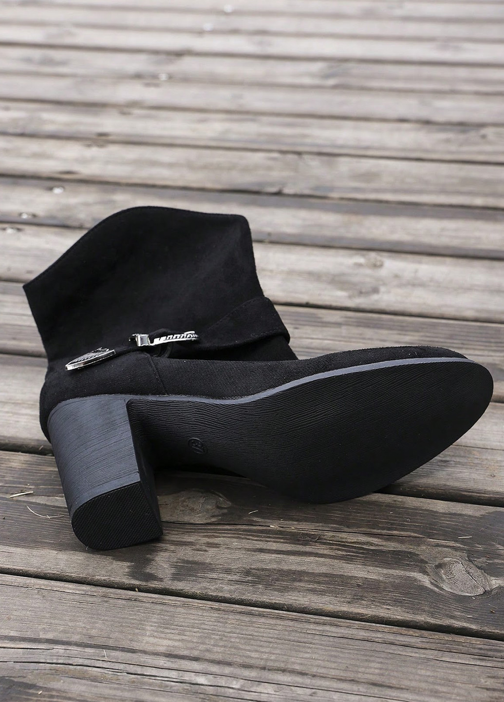 Черные демисезонная ботильоны SHEIN