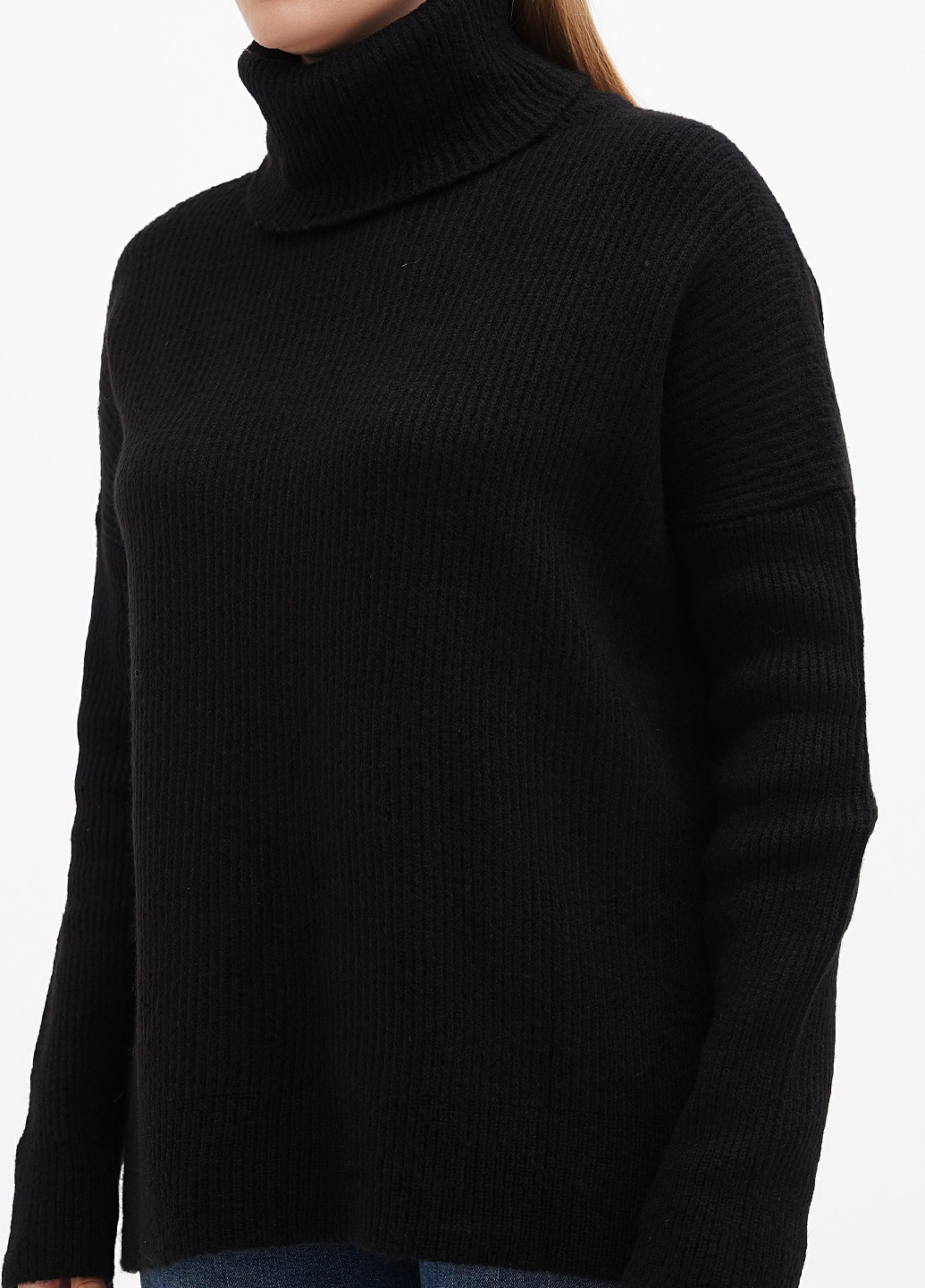 Чорний демісезонний светр La Pomme