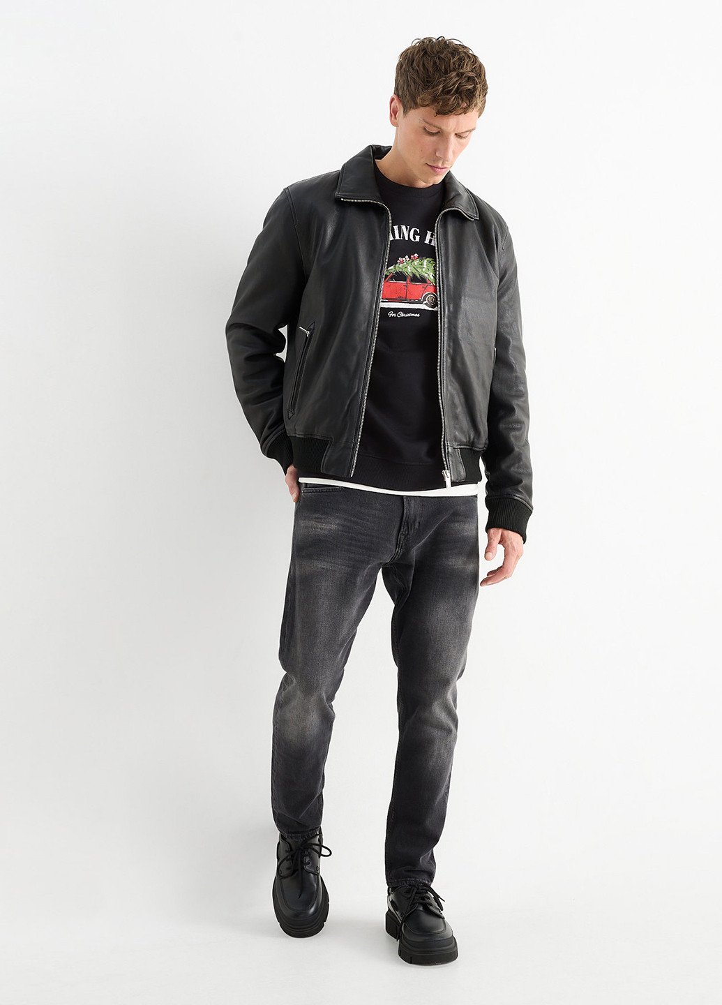 Чорний світшот C&A новорічний без декору (352190418)