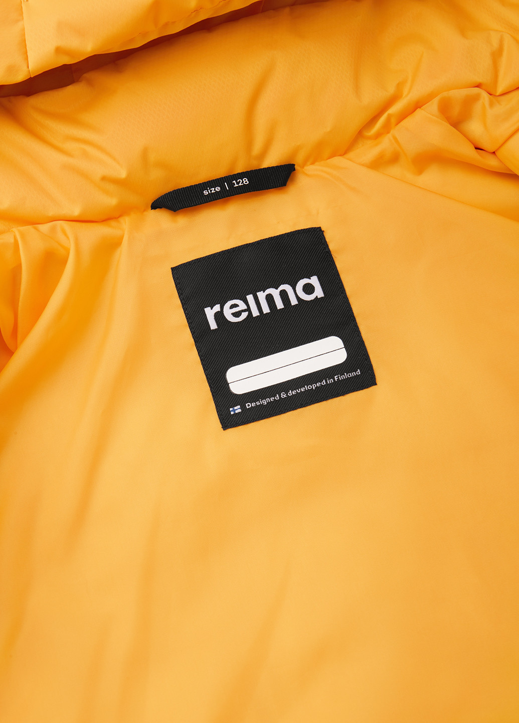Желтая зимняя куртка пуховая Reima Pellinki