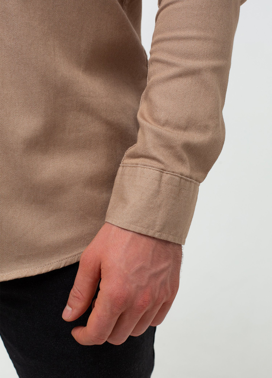 Темно-бежевая джинсовая рубашка однотонная K.O.R