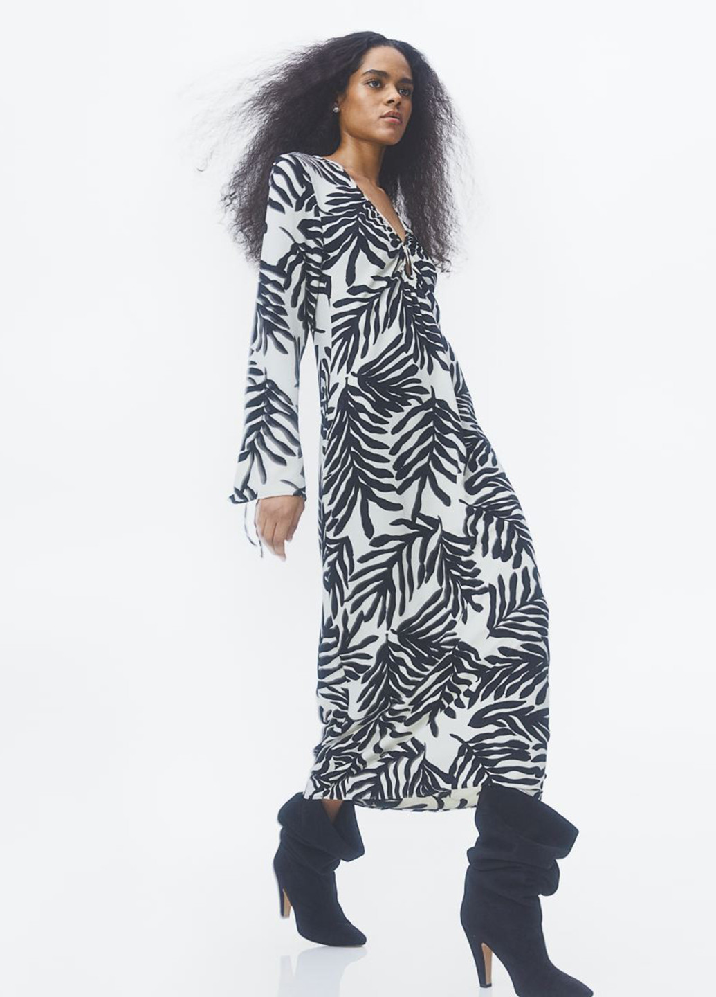 Кремова кежуал сукня а-силует H&M з абстрактним візерунком