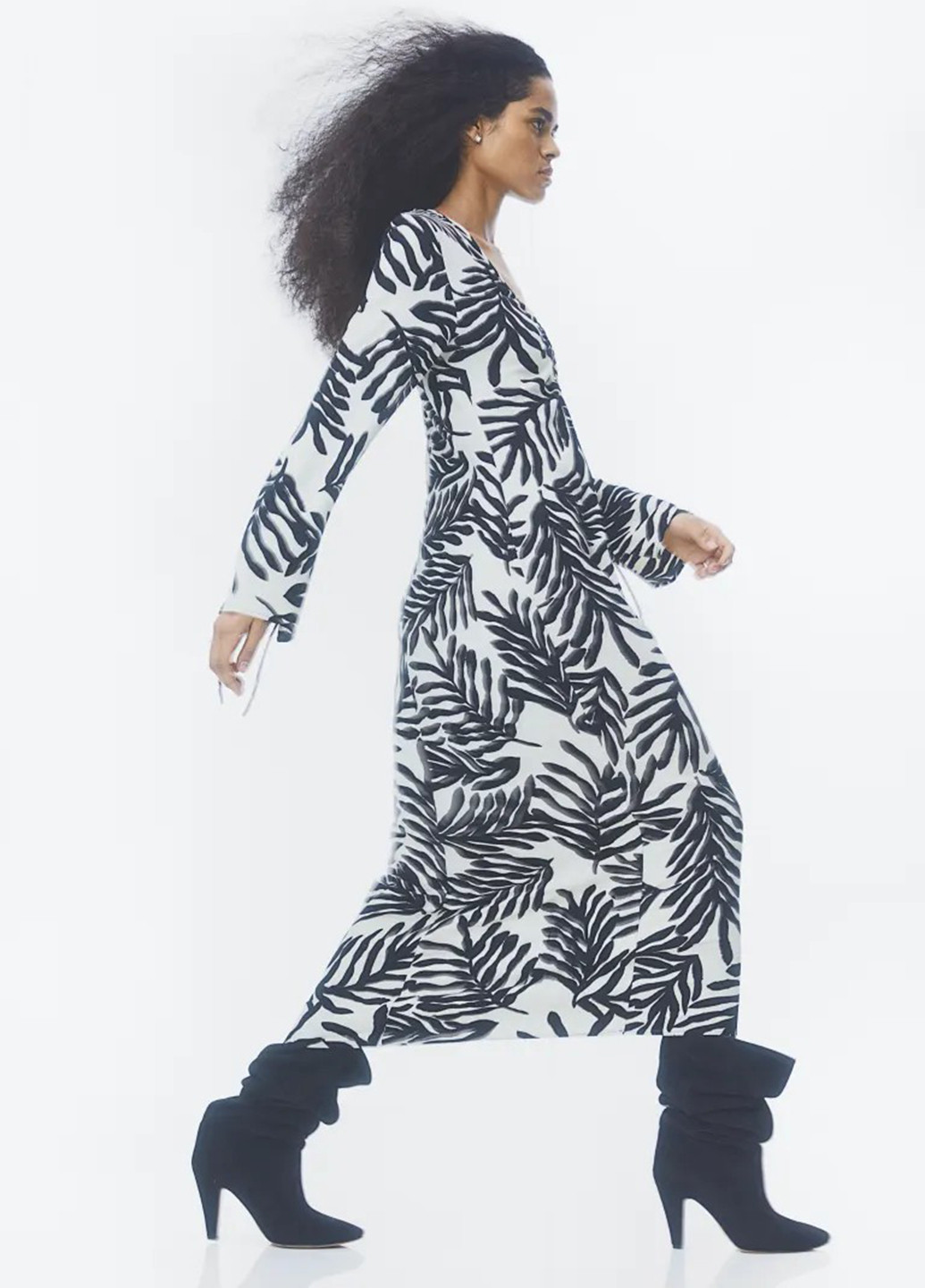 Кремова кежуал сукня а-силует H&M з абстрактним візерунком