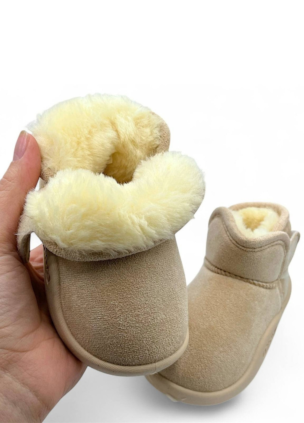 Бежевые полусапоги Apawwa с тиснением