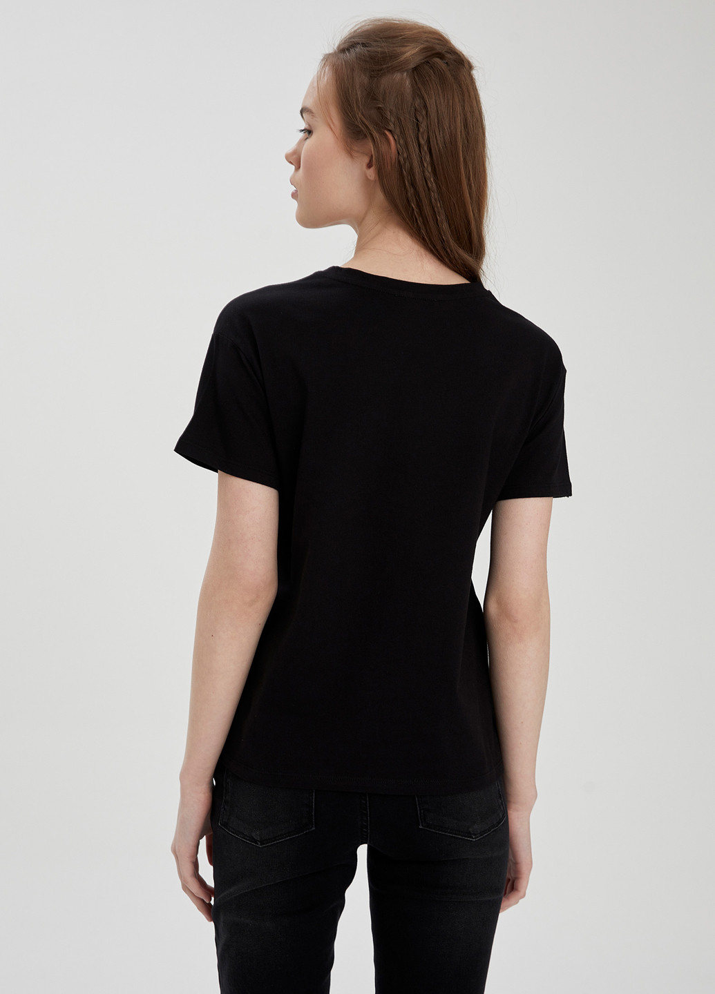 Черно-белая летняя футболка(2шт) DeFacto
