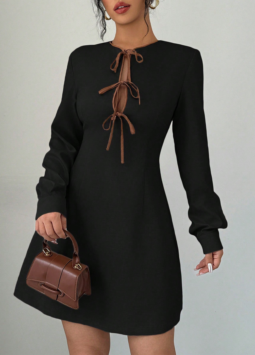 Черное кэжуал платье силуэтная, клеш SHEIN однотонное