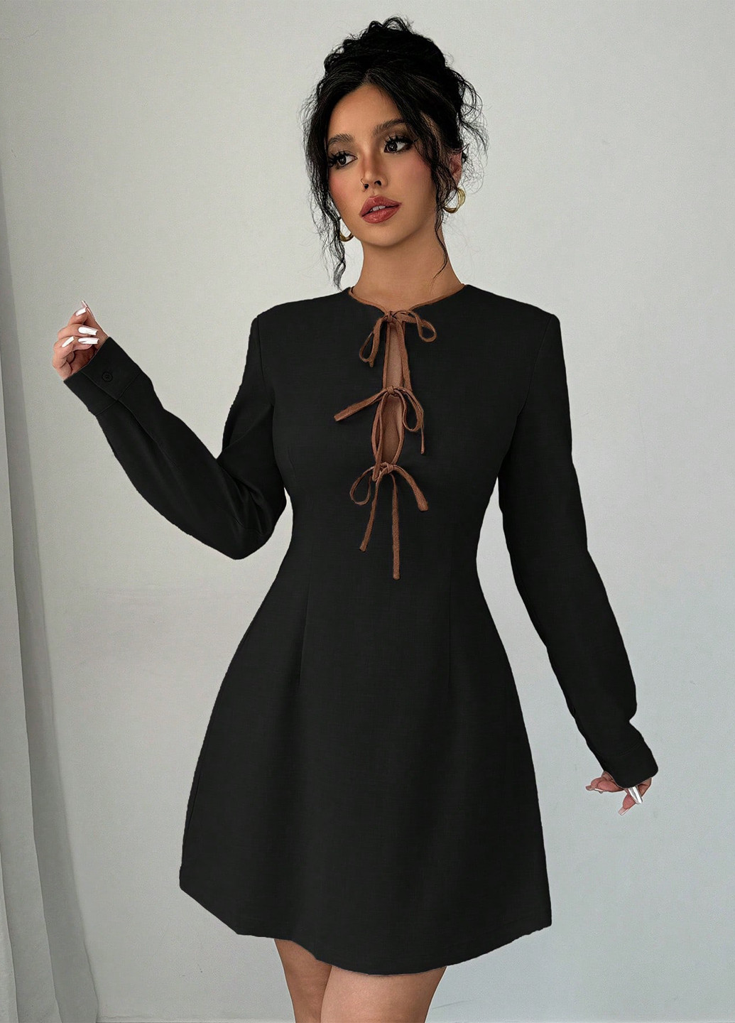 Черное кэжуал платье силуэтная, клеш SHEIN однотонное