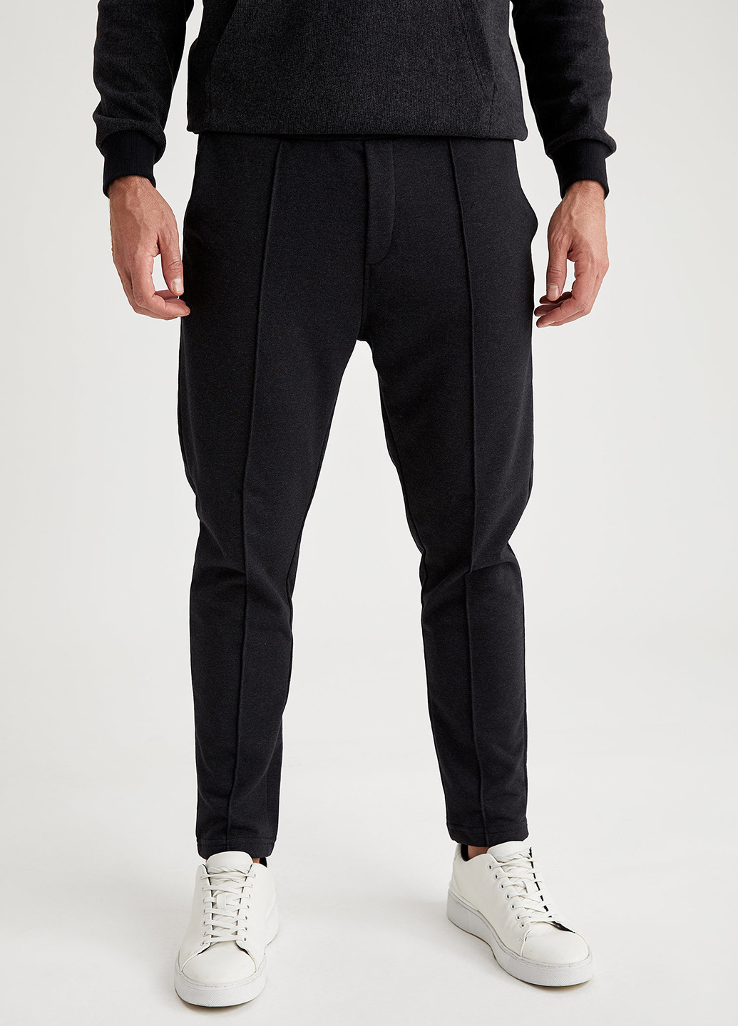 Темно-серые кэжуал демисезонные джоггеры брюки DeFacto