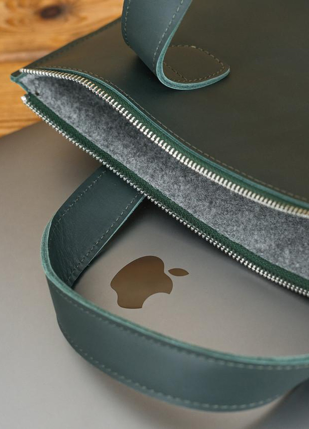 Шкіряний чохол для MacBook Дизайн №43 Berty (253862362)