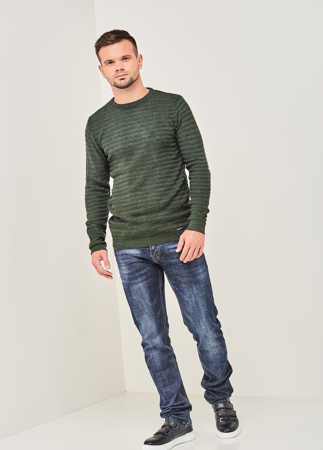 Зеленый демисезонный свитер Jean Piere
